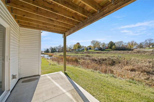 54 Keeneland Court, Pleasant Hill, IA 50327