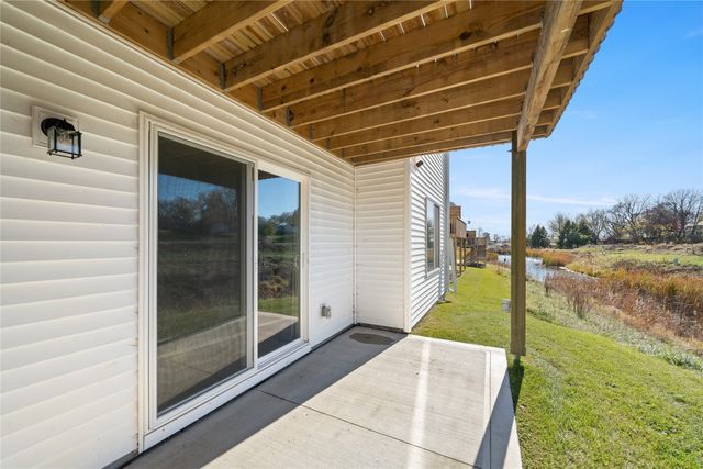 54 Keeneland Court, Pleasant Hill, IA 50327