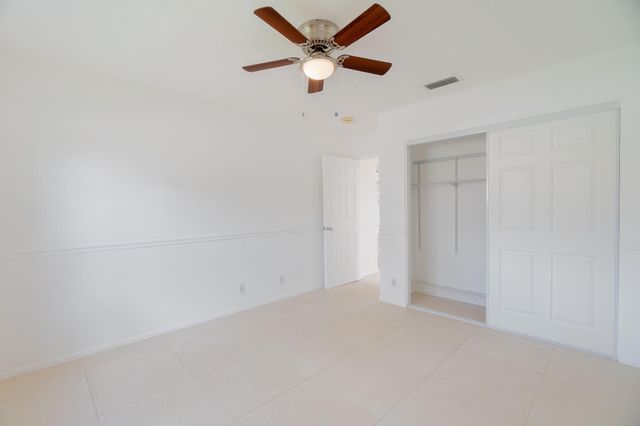 1070 Sweet Briar Place, Wellington, FL 33414