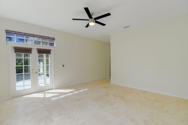 1070 Sweet Briar Place, Wellington, FL 33414
