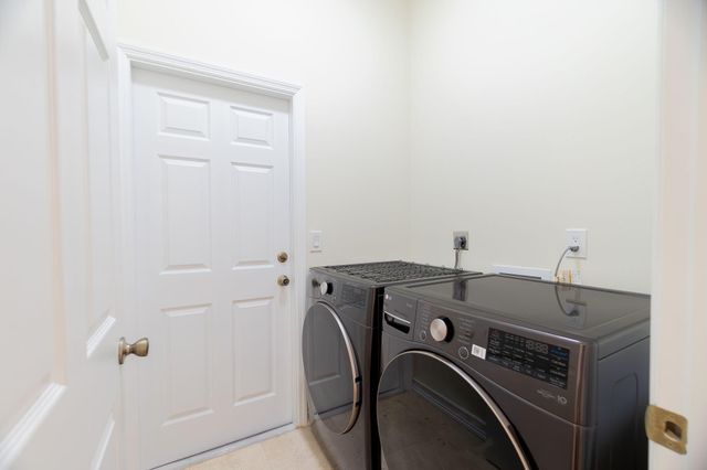 1070 Sweet Briar Place, Wellington, FL 33414