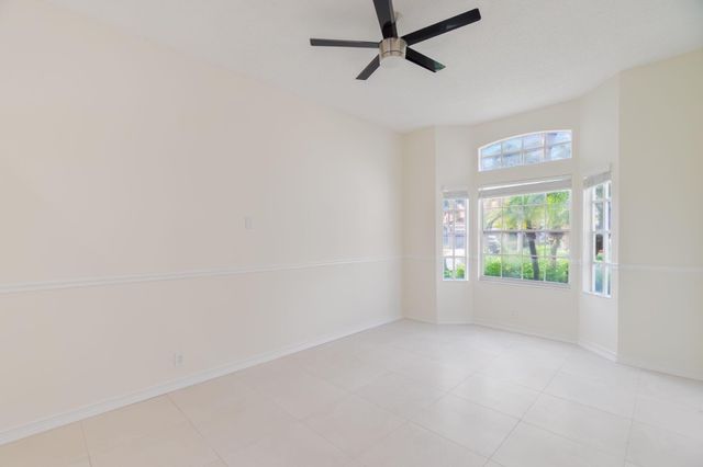 1070 Sweet Briar Place, Wellington, FL 33414