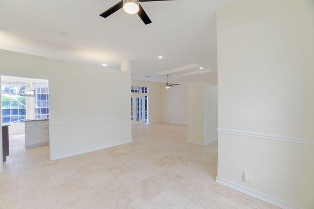 1070 Sweet Briar Place, Wellington, FL 33414