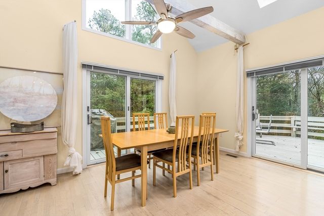 303 Turtleback Rd, Barnstable, MA 02648