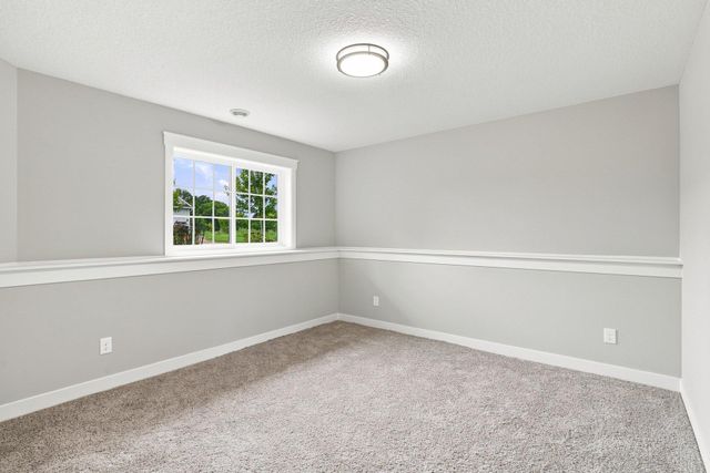 17750 Empire Trail, Lakeville, MN 55044