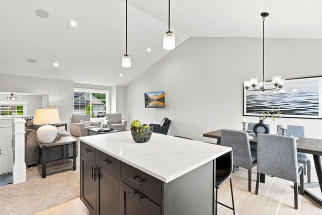 17750 Empire Trail, Lakeville, MN 55044