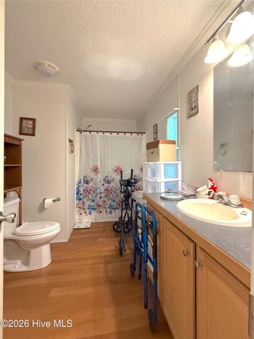 1035 W Bay Street, Belhaven, NC 27810