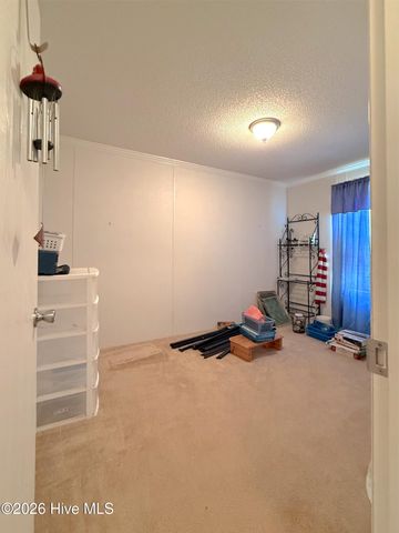 1035 W Bay Street, Belhaven, NC 27810