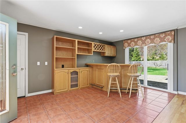 1 Thomas Drive, Cumberland, RI 02864