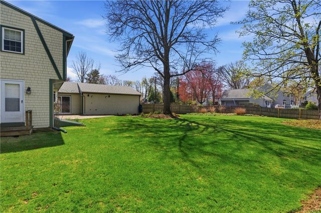 1 Thomas Drive, Cumberland, RI 02864