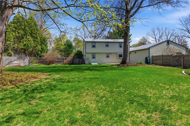 1 Thomas Drive, Cumberland, RI 02864