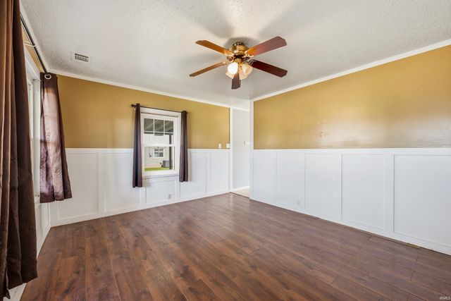 514 Ellerdale Road, Chesterfield, IN 46017
