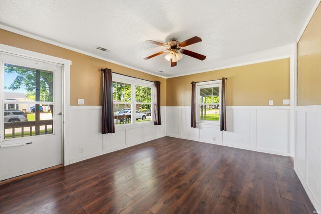 514 Ellerdale Road, Chesterfield, IN 46017