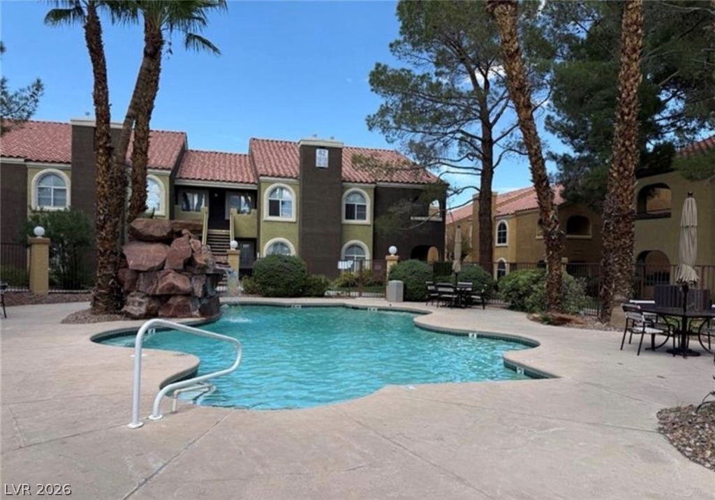 7950 West Flamingo Road 2021, Las Vegas, NV 89147