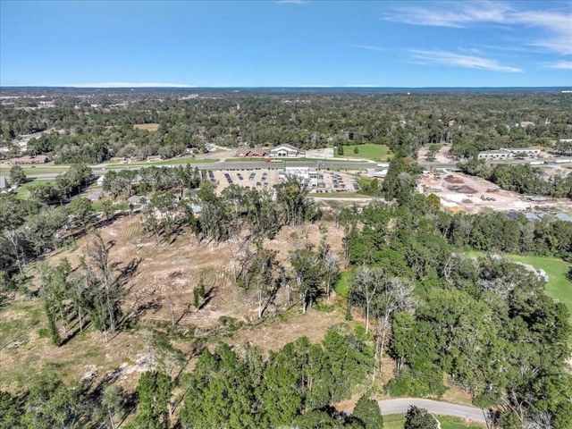 319 Sandybrook, Lufkin, TX 75901