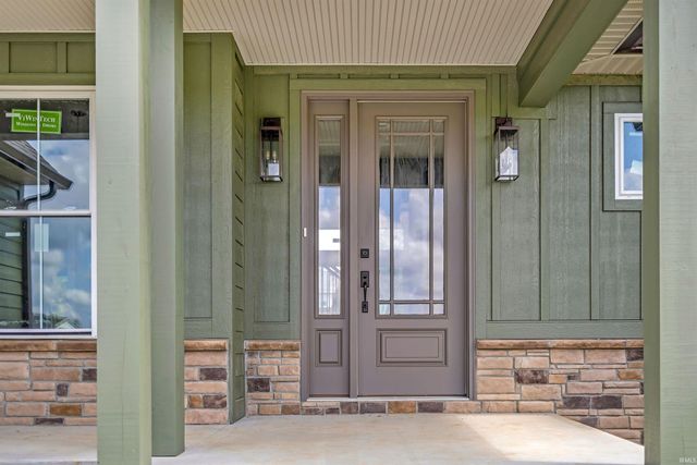 4534 N Triple Crown Drive, Bloomington, IN 47404