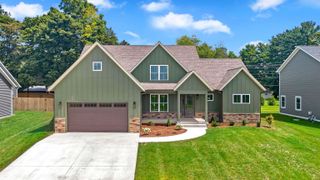 4534 N Triple Crown Drive, Bloomington, IN 47404
