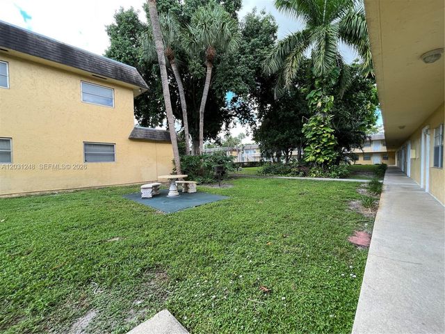 5192 NE 6th Ave 802, Oakland Park, FL 33334