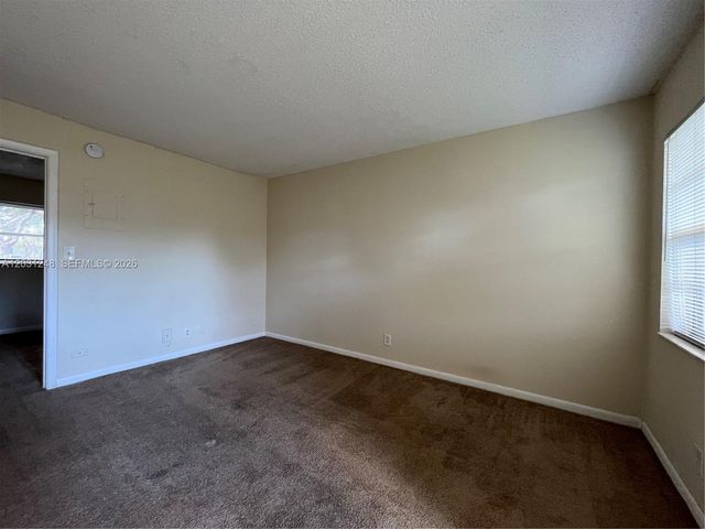 5192 NE 6th Ave 802, Oakland Park, FL 33334