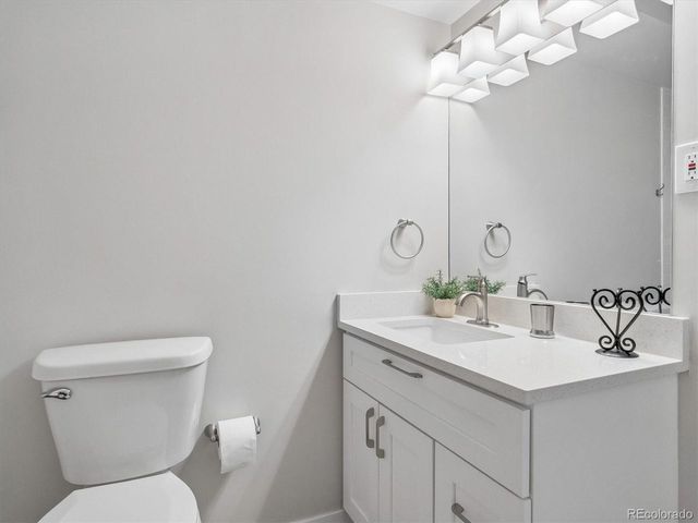 635 S Alton Way 4B, Denver, CO 80247