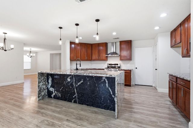 2847 Banff Mountain Trail, Houston, TX 77038