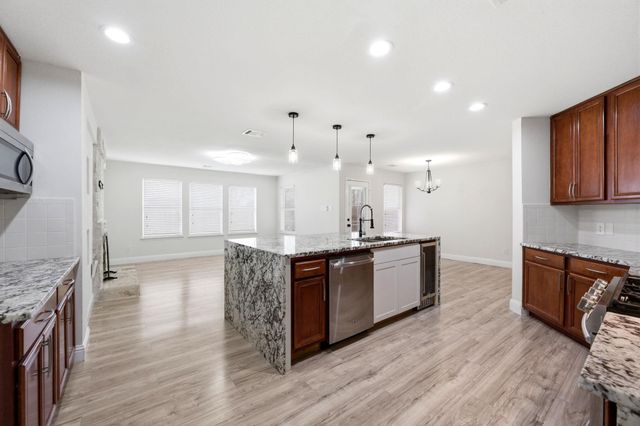 2847 Banff Mountain Trail, Houston, TX 77038