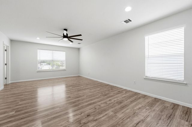 2847 Banff Mountain Trail, Houston, TX 77038