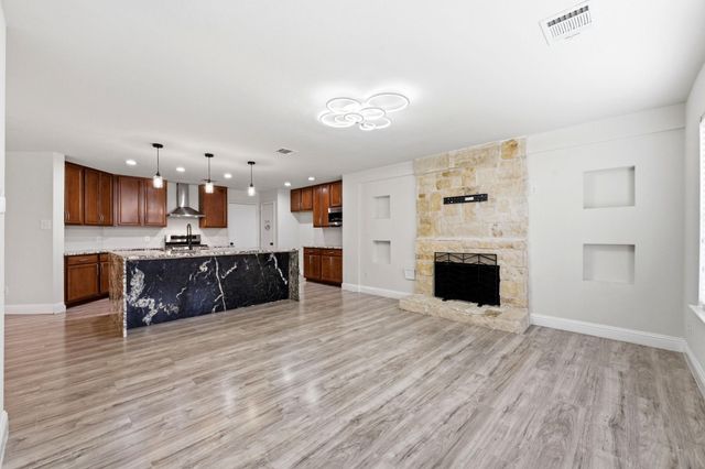 2847 Banff Mountain Trail, Houston, TX 77038