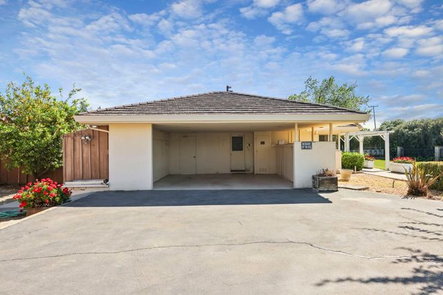 2465 W Vernalis, Tracy, CA 95304