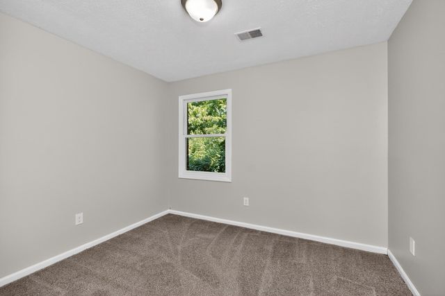 3413 Springlake Drive, Lexington, KY 40517