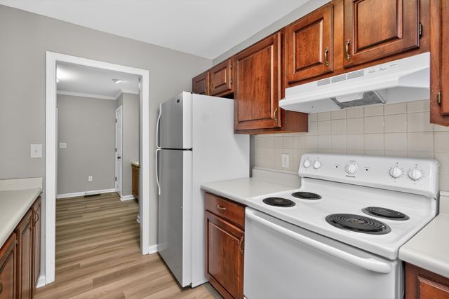 3413 Springlake Drive, Lexington, KY 40517