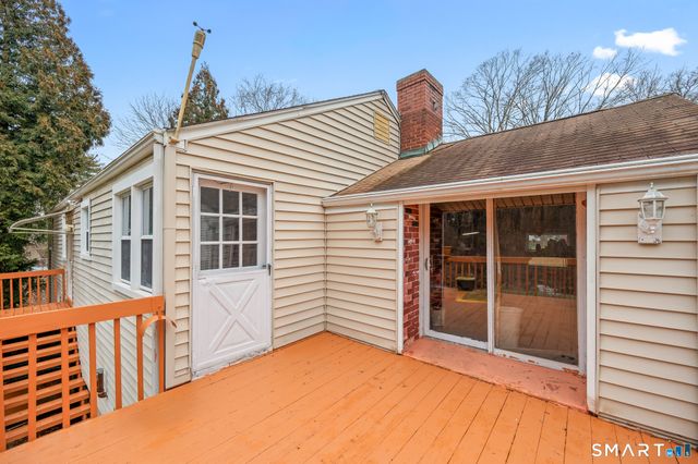 55 Forest Street, Hamden, CT 06518