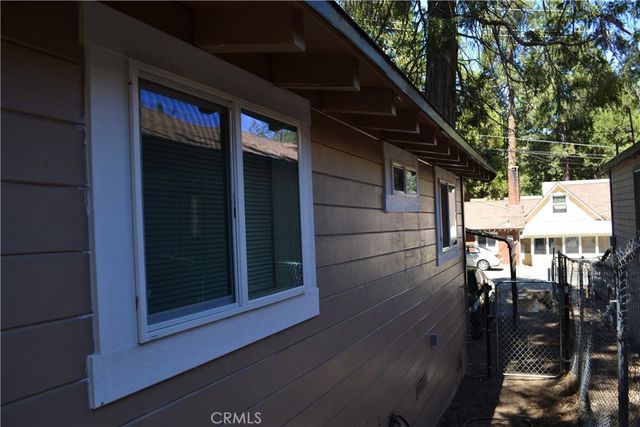 23747 PIONEER CAMP Road, Crestline, CA 92325