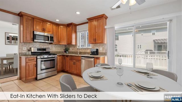 758 Manchester Way, Paramus, NJ 07652