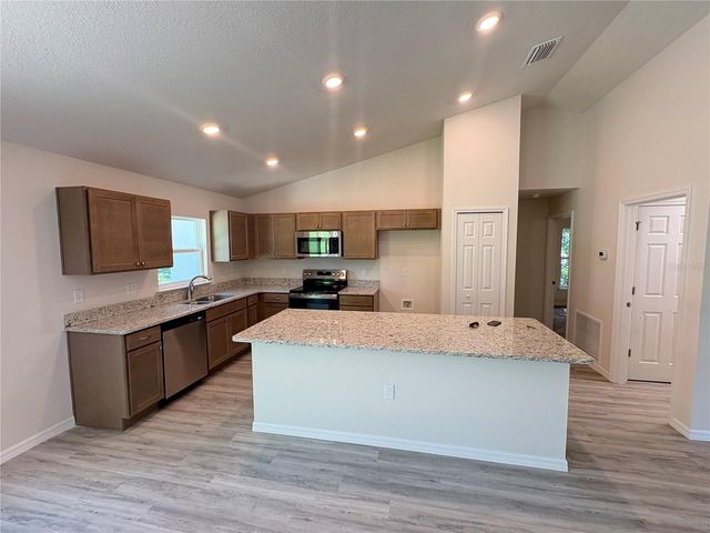 2377 W MENORES DRIVE, Citrus Springs, FL 34434