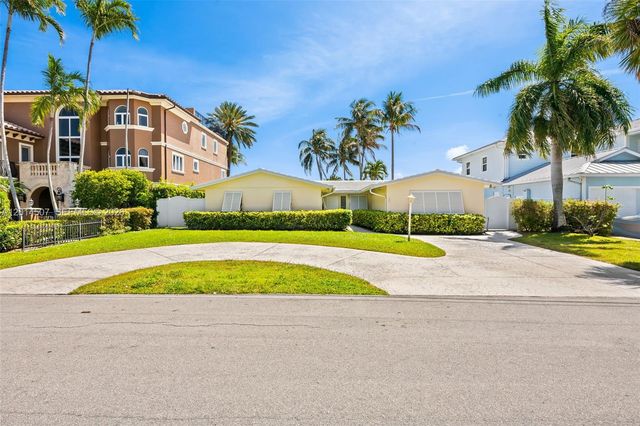 2548 SE 12th St, Pompano Beach, FL 33062