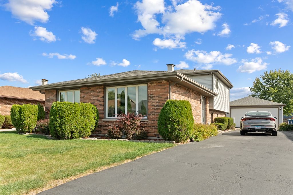 13053 S Mcdaniel Court, Alsip, IL 60803