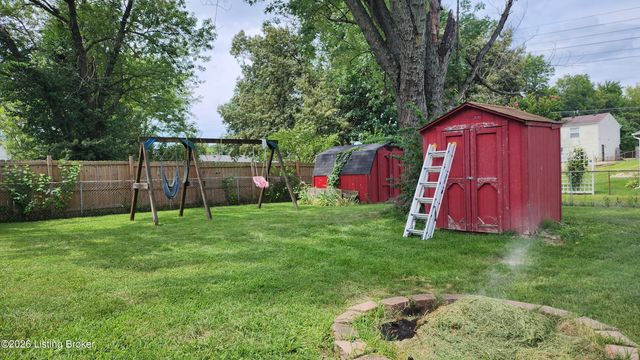 4709 Aledo Ct, Louisville, KY 40229