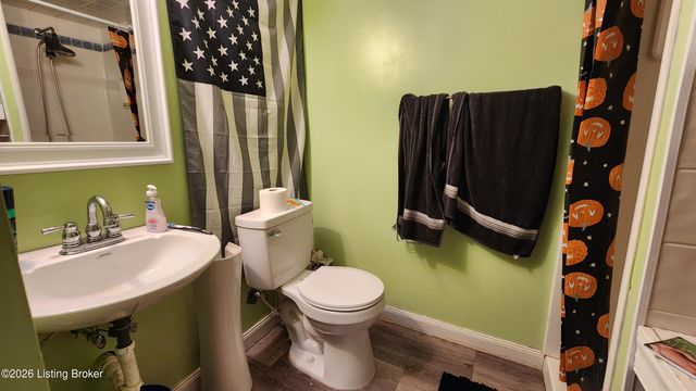 4709 Aledo Ct, Louisville, KY 40229