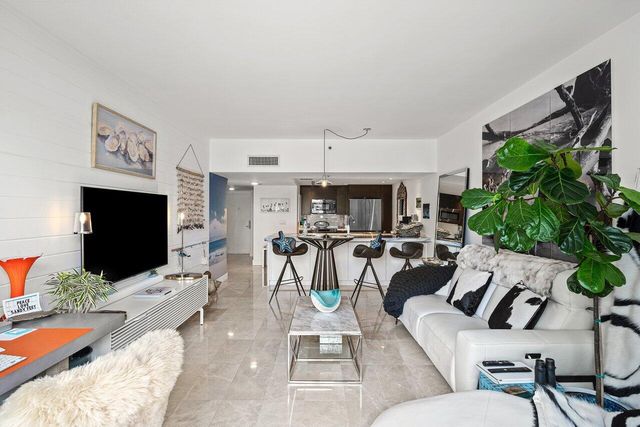 901 E Camino Real 1c, Boca Raton, FL 33432