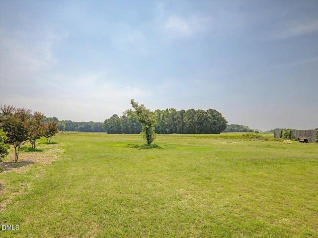 242 Steep Rock Drive, Willow Springs, NC 27592