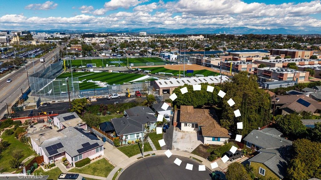 Image 33 of property listing at 13708 Judah Avenue, Hawthorne, CA 90250