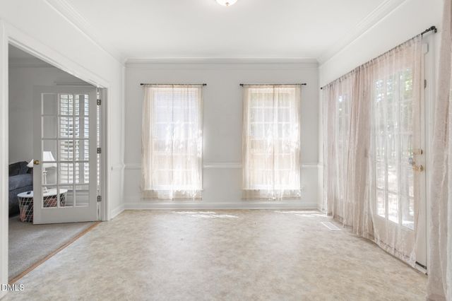 2000 Warwickshire Drive, Greensboro, NC 27455