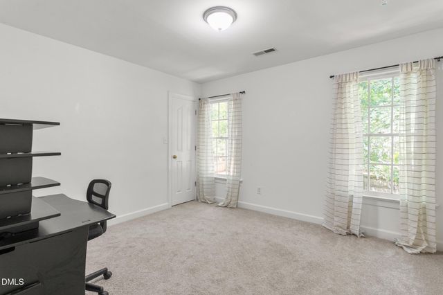 2000 Warwickshire Drive, Greensboro, NC 27455