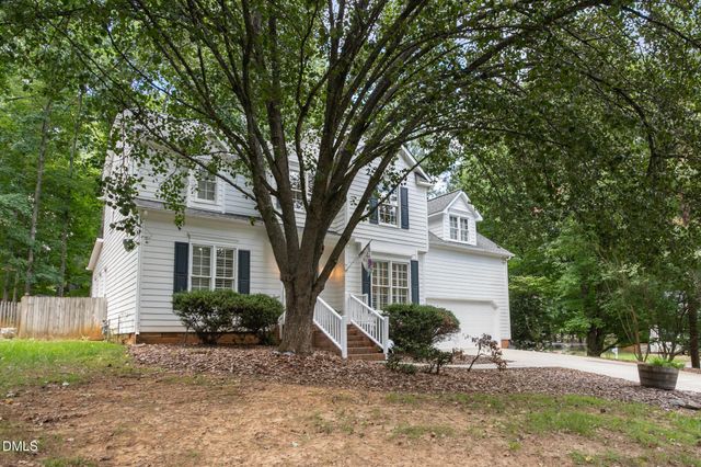 2000 Warwickshire Drive, Greensboro, NC 27455