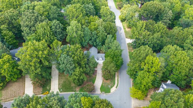2000 Warwickshire Drive, Greensboro, NC 27455