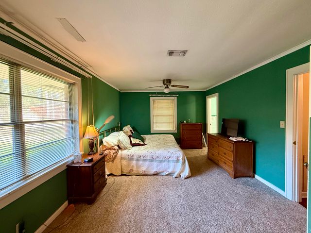 1606 Church St., Columbia, MS 39429