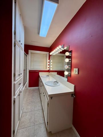 1606 Church St., Columbia, MS 39429