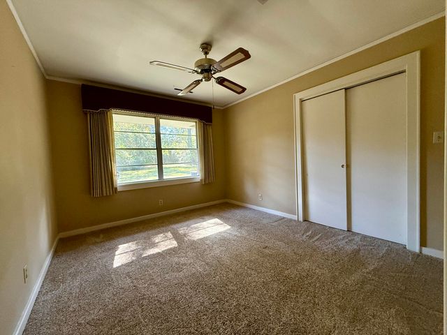 1606 Church St., Columbia, MS 39429