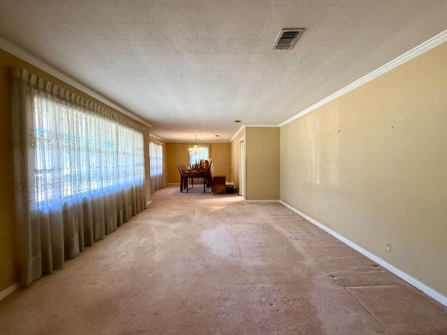 1606 Church St., Columbia, MS 39429